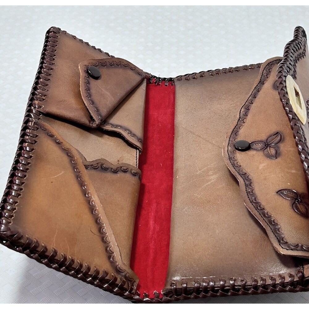 Vintage Crafted Hand Tooled Leather Brown Tan/2 tone Floral Personalized Wallet - Picture 8 of 11
